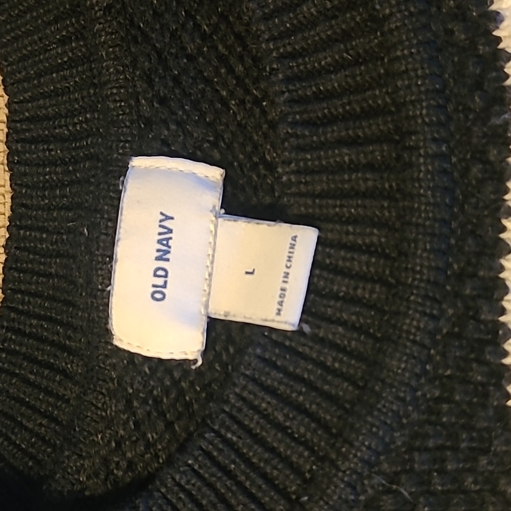 Sweater - Picture 3 of 4